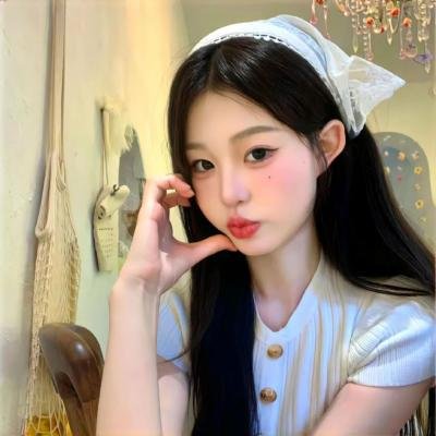 蒙梭罗夫人海报